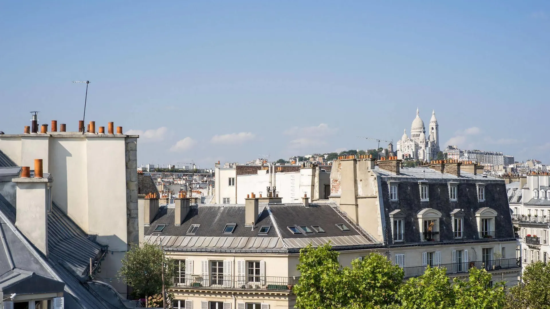***  Art Hotel Paris Fransa