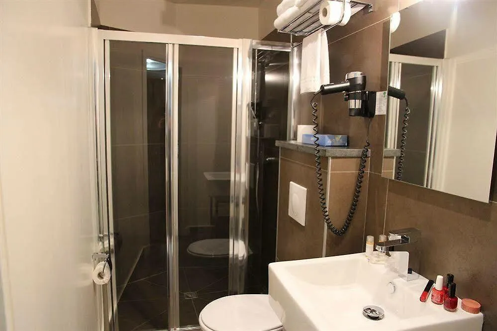 Art Hotel Paris